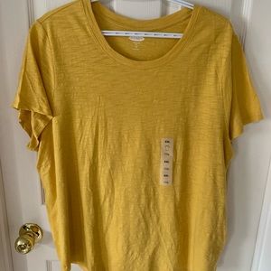 Old navy, mustard yellow t shirt